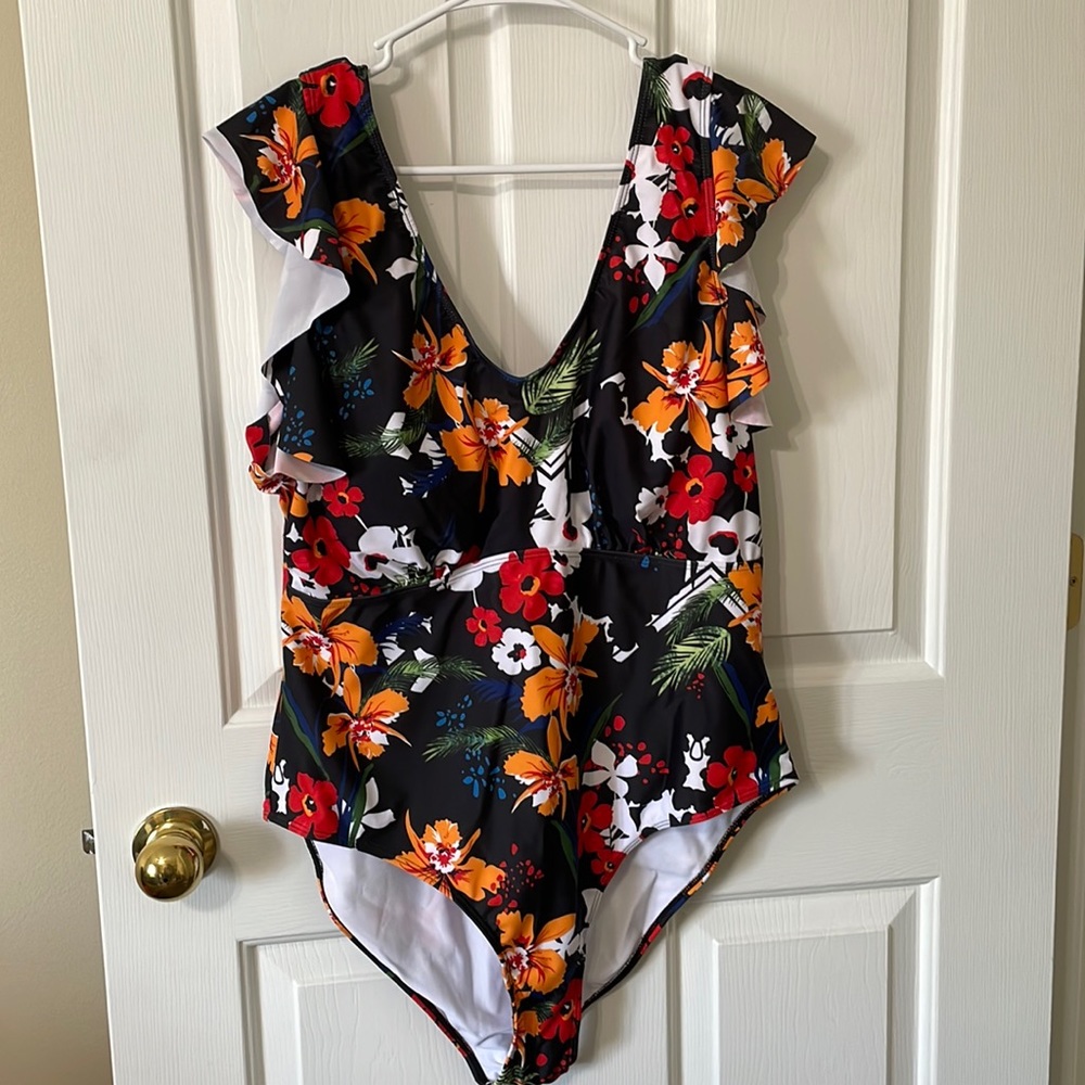 NWOT SHEIN One Piece Swimsuit